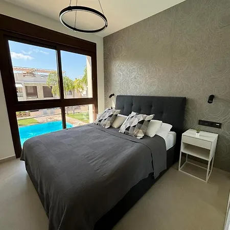 Balcones - *